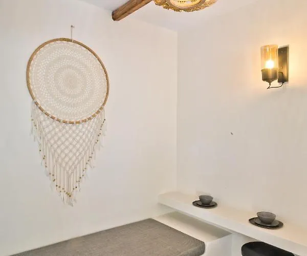 Ypsilos Adults Only Apartment *