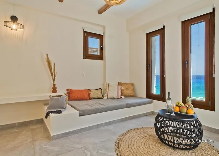 Ypsilos Adults Only Apartment